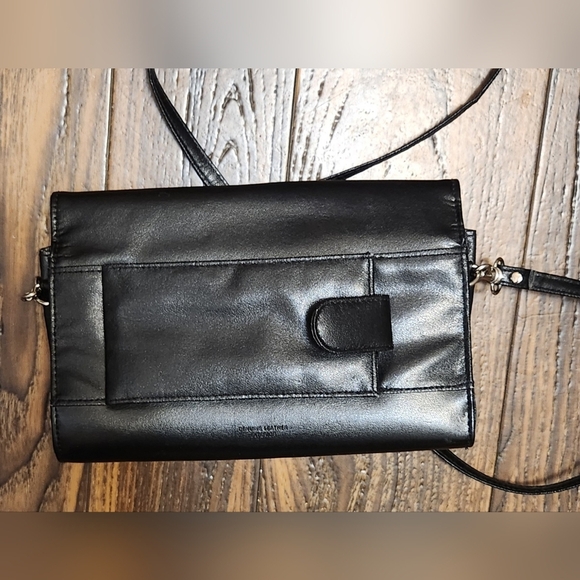 BUXTON Black Leather Crossbody Bag NWOT - Picture 3 of 11